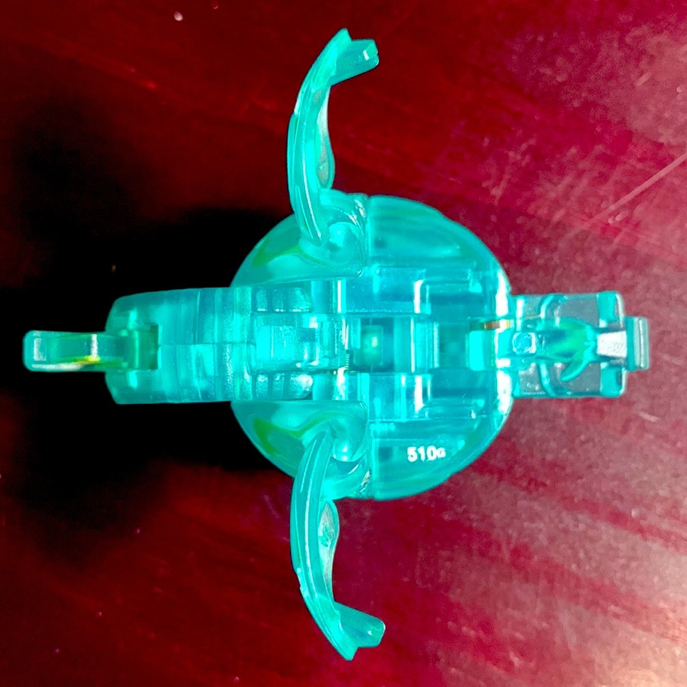 Bakugan translucent b1 Ventus Skyress